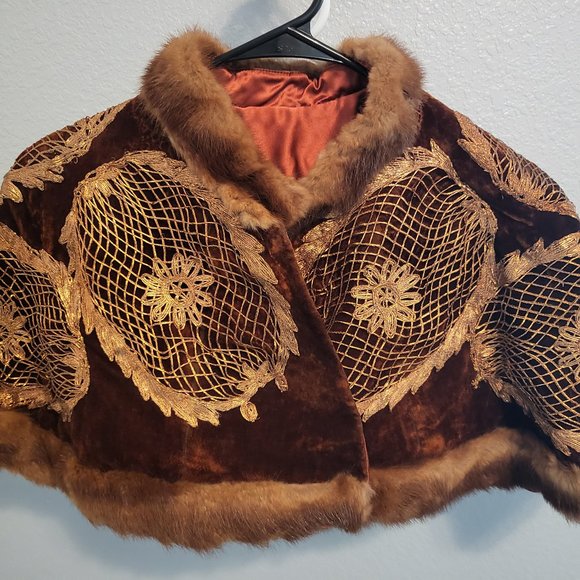 Jackets & Blazers - Beautiful Vintage Fur Shawl w/ Gold Embroidery.